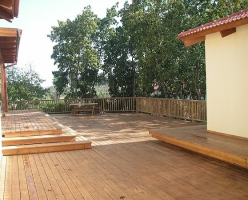 דק מאורן דק מאורן