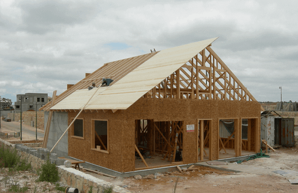 שימוש בלוחות OSB בבנייה בעץ