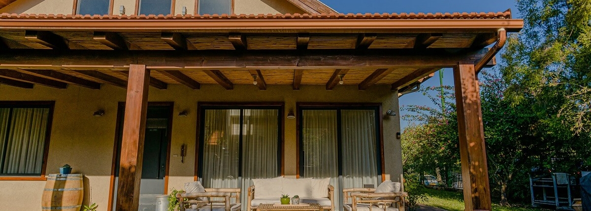 בית פדן - פרגולה עץ, ימין 10