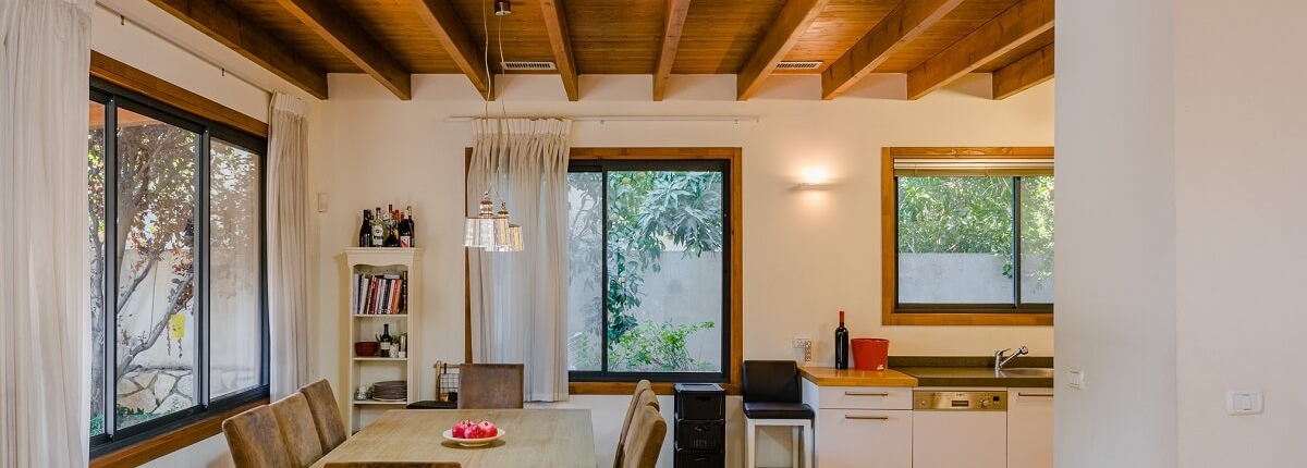 בית פדן - בניית דק במטבח 10