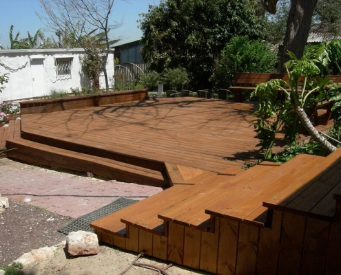 רחבת דק רחבת דק