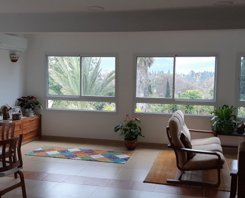 סגירת מרפסת סגירת מרפסת