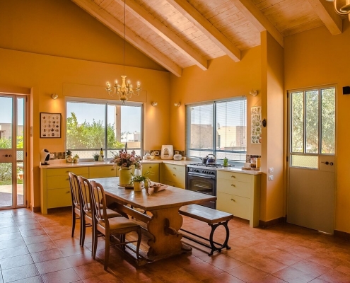 hanoh-ashlim-8 בתי עץ תמונה של פנים הבית